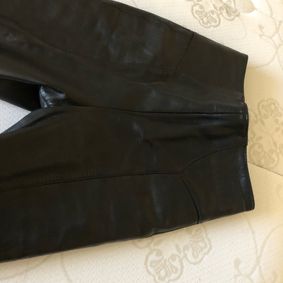 Beautiful sexy leather pants from North Beach. - Picture 6 of 7